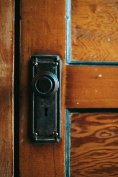 Door Handles & Knobs