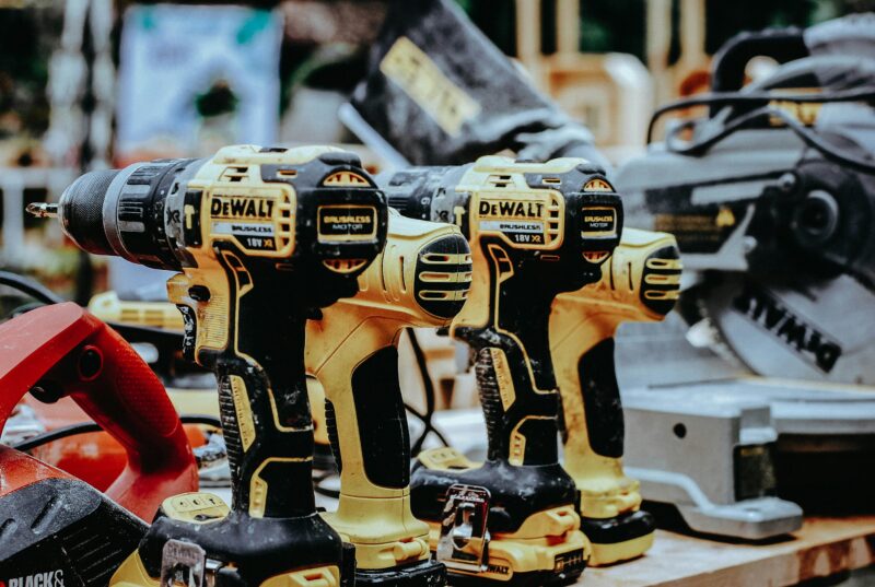 Cordless Drill & Driver Kit